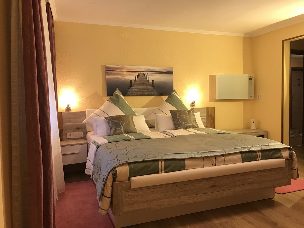 Moselina Gaestezimmer Sankt Aldegund Bagian luar foto